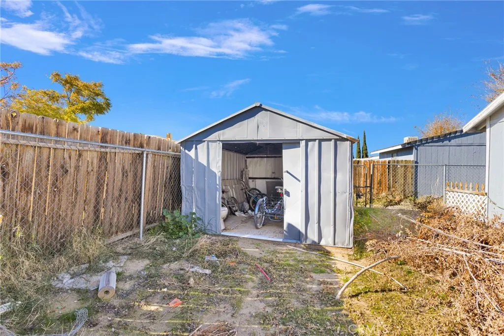 Additional image 23 of 19044 Joshua Street, Adelanto, CA 92301