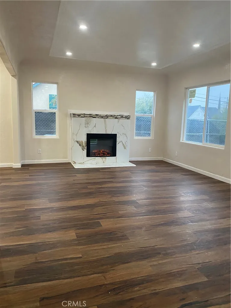 Additional image 16 of 2728 Kentucky St, Bakersfield, CA 93306