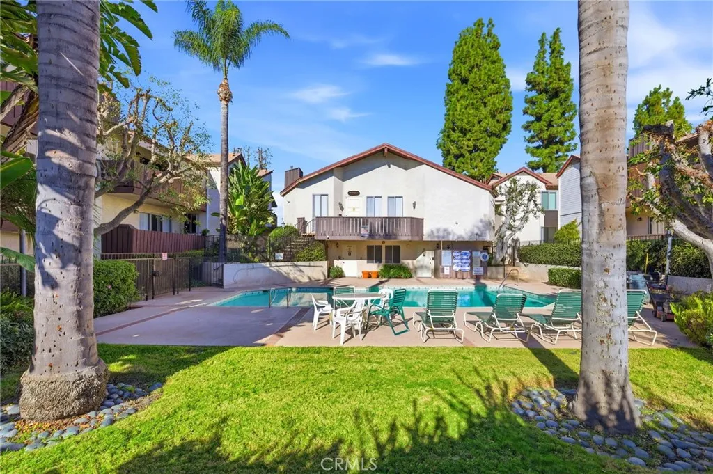 Additional image 25 of 15010 Victory Blvd Unit 101, Van Nuys, CA 91411