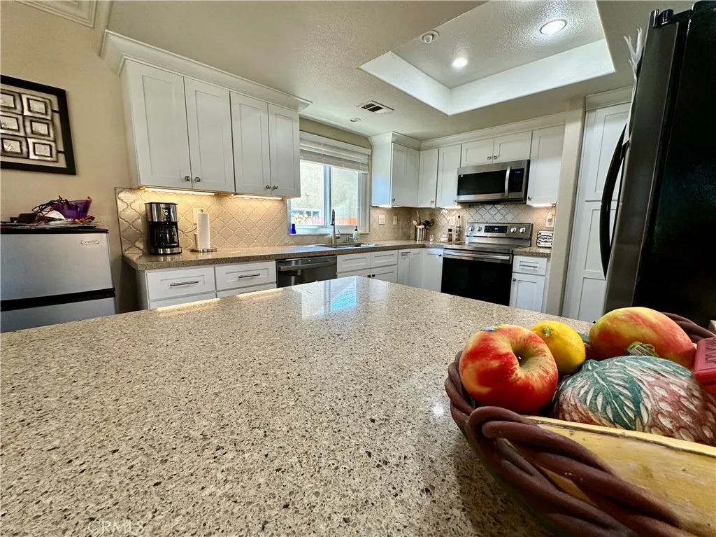 Additional image 72 of 23856 Outrigger Dr, Canyon Lake, CA 92587