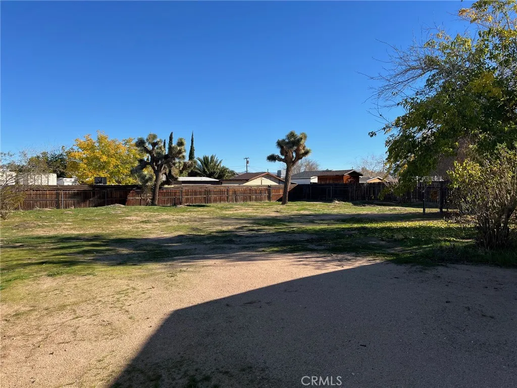 Additional image 93 of 10643 Redwood Ave, Hesperia, CA 92345