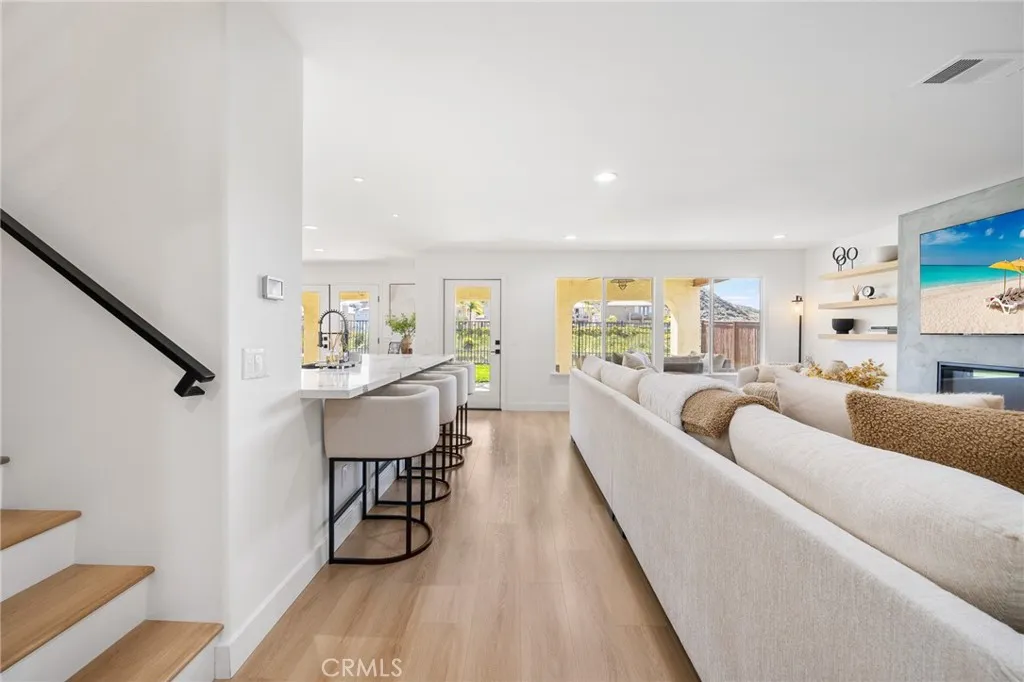 Additional image 10 of 21174 Lone Star Way, Saugus, CA 91390