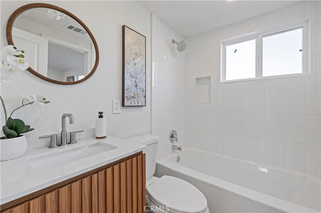 Additional image 18 of 19017 Drycliff Street, Canyon Country, CA 91351