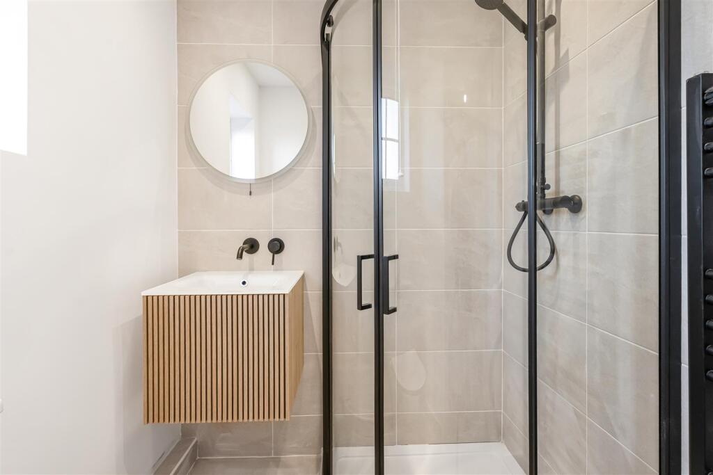 Additional image 5 of Salisbury Road, Welwyn Garden City