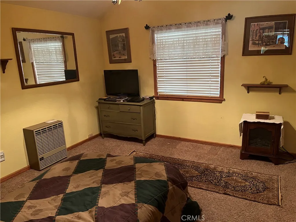 Additional image 15 of 1366 Laura St, Wrightwood, CA 92397