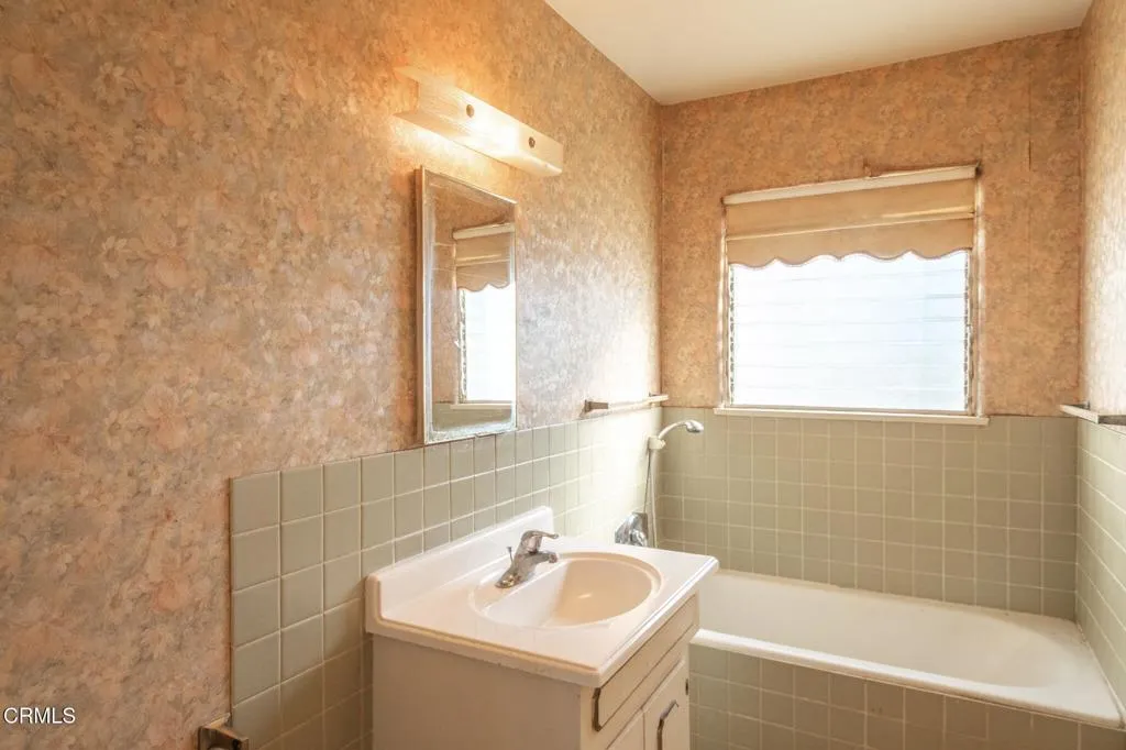 Additional image 31 of 528 Howard Street, Ventura, CA 93003