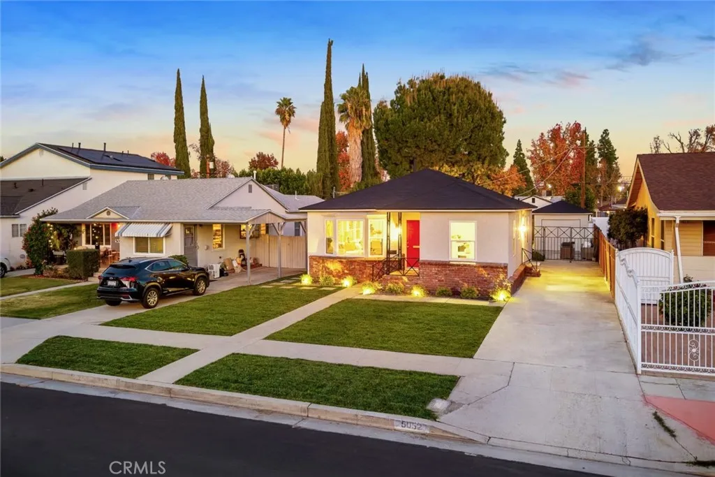 Additional image 89 of 5052 Newcastle, Encino, CA 91316