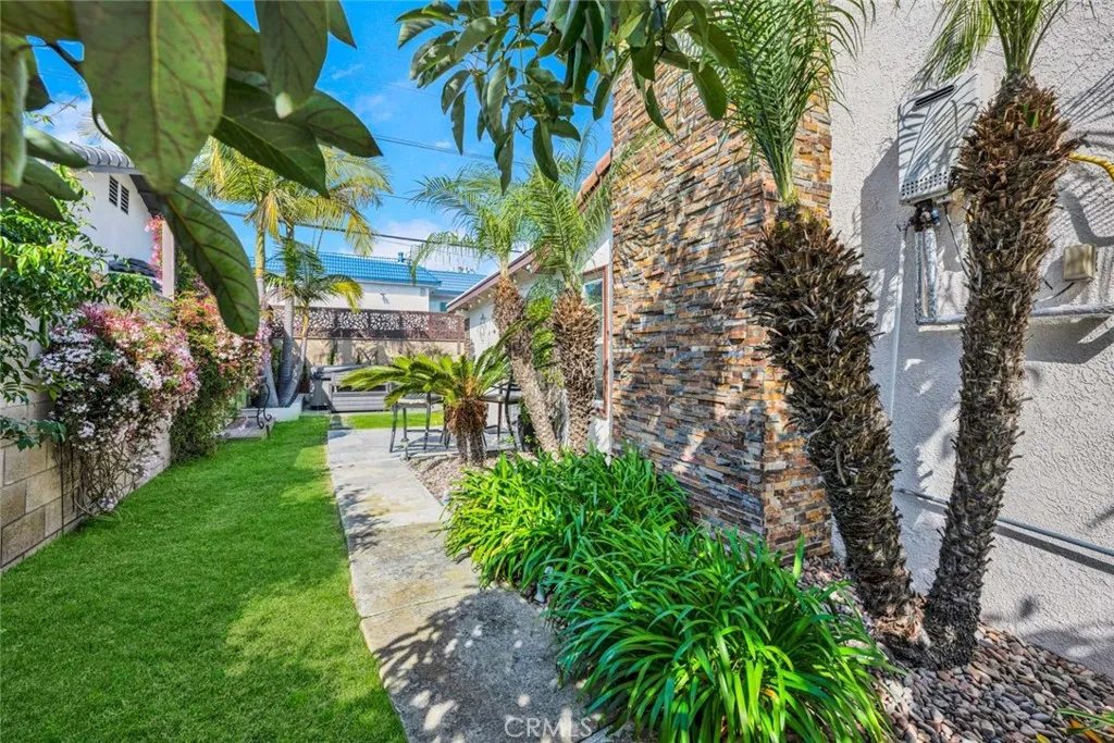 Additional image 94 of 8021 Sterling Dr, Huntington Beach, CA 92646