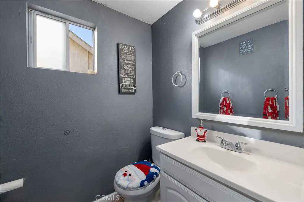 Additional image 17 of 44627 11th St E, Lancaster, CA 93535