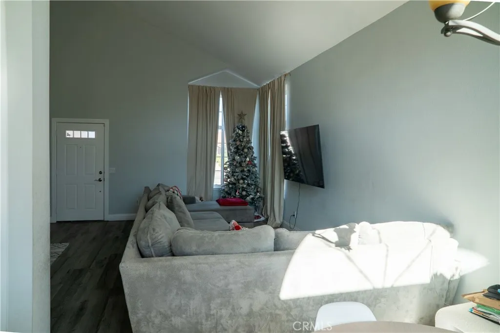 Additional image 8 of 1454 Cresta Rd, Corona, CA 92879