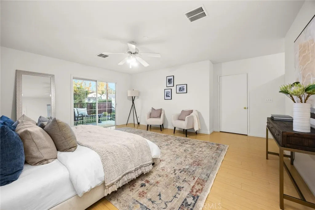 Additional image 73 of 5052 Newcastle, Encino, CA 91316