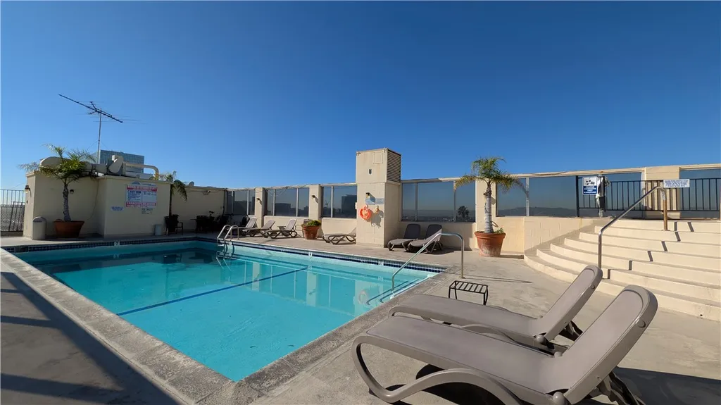 Additional image 8 of 421 S La Fayette Park Pl Unit 720, Los Angeles, CA 90057