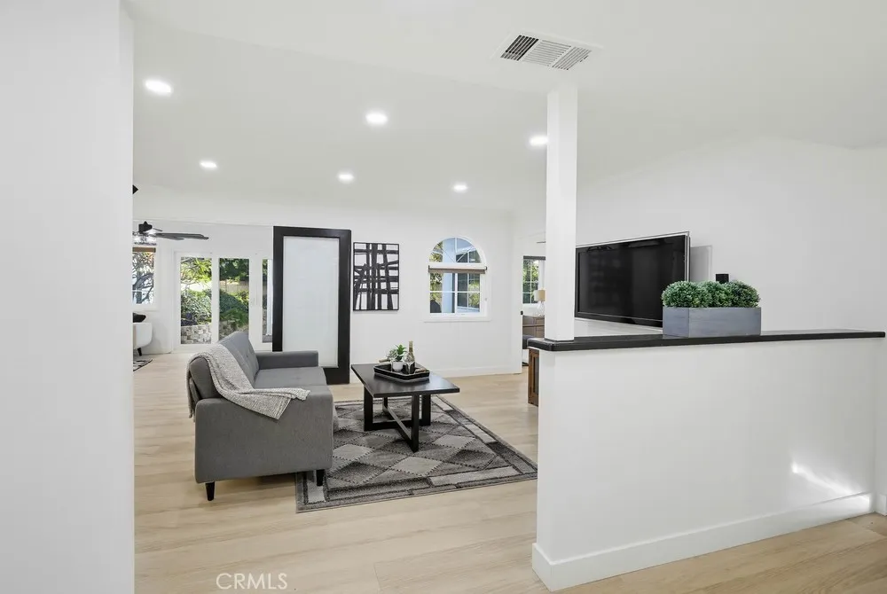 Additional image 101 of 10232 Hialeah Dr, Cypress, CA 90630