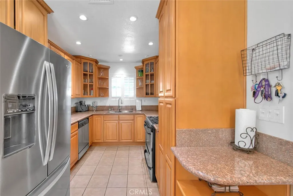 Additional image 16 of 236 E Mason St, Azusa, CA 91702