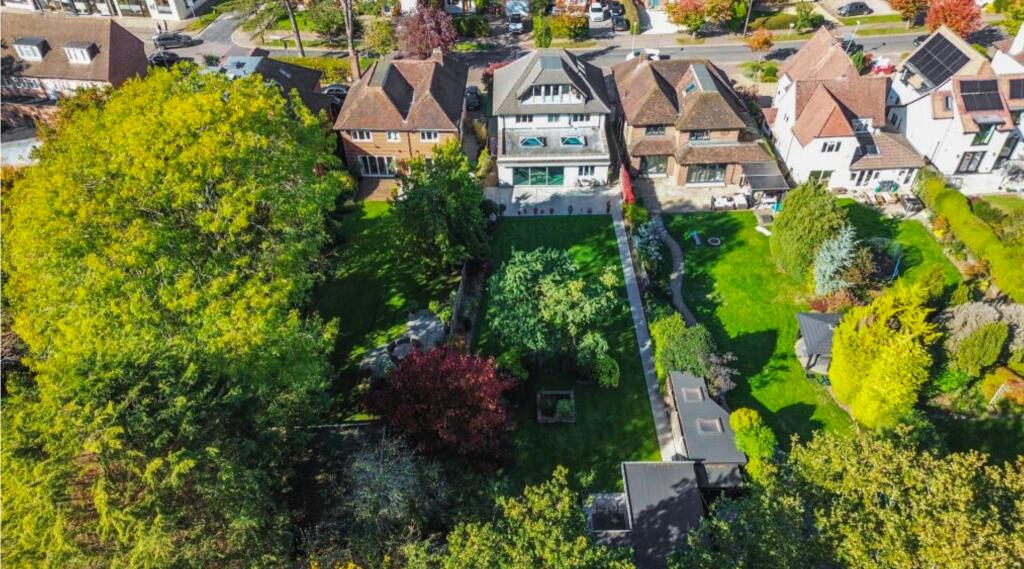 Additional image 25 of Bradmore Way, Brookmans Park, AL9