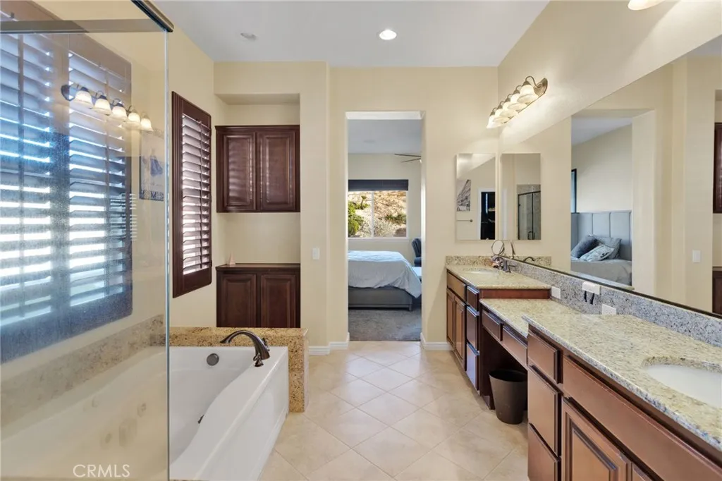 Additional image 110 of 12389 Winesap Rd, Apple Valley, CA 92308