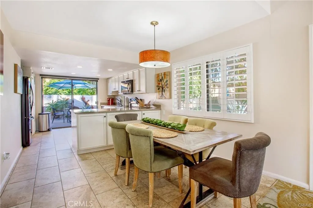 Additional image 8 of 5784 Los Coyotes Dr, Palm Springs, CA 92264