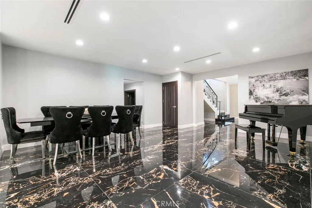 Additional image 64 of 17800 Raymer Street, Sherwood Forest, CA 91325