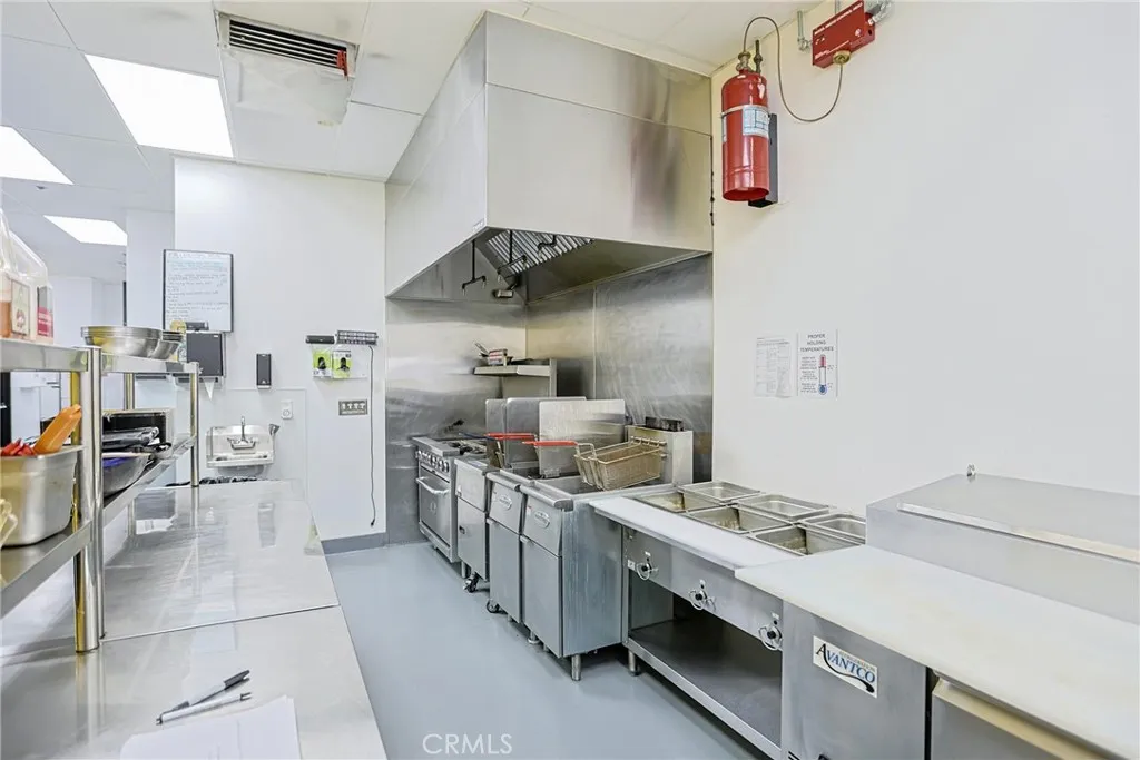 Additional image 19 of 13473 Telegraph Road Unit D, Whittier, CA 90605
