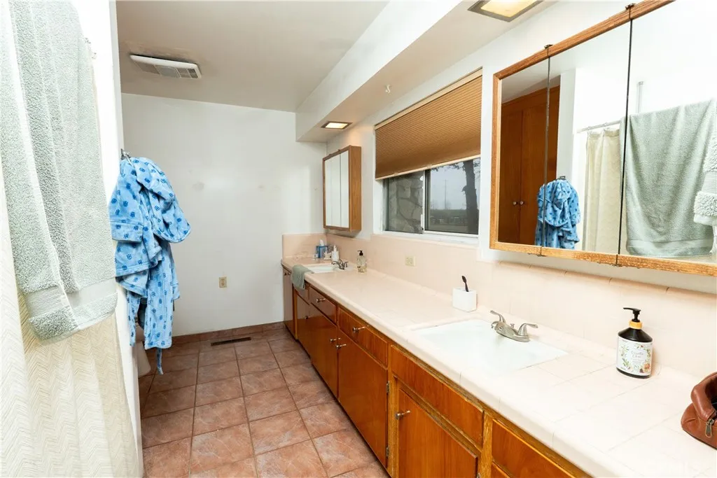 Additional image 31 of 25565 Road 13, Chowchilla, CA 93610