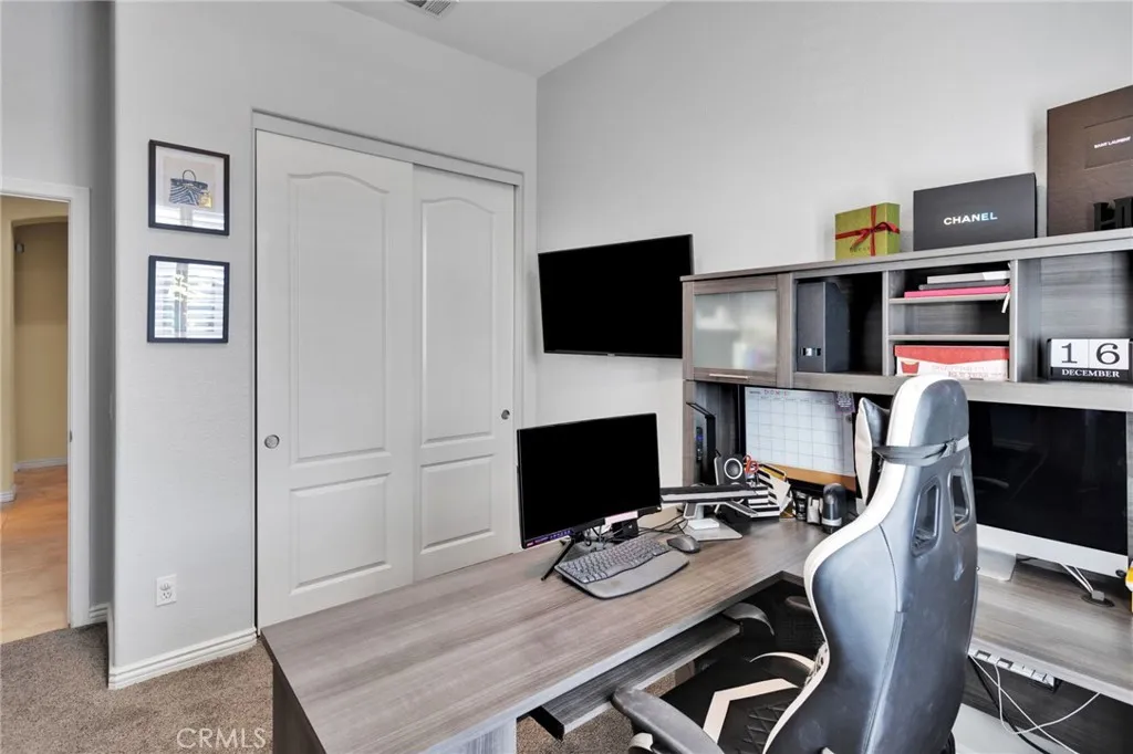 Additional image 117 of 12389 Winesap Rd, Apple Valley, CA 92308