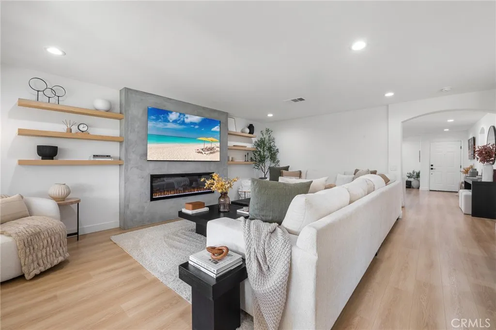 Additional image 72 of 21174 Lone Star Way, Saugus, CA 91390