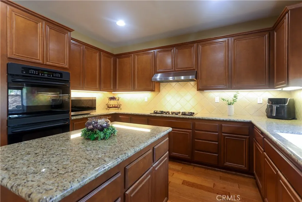 Additional image 73 of 321 Tomko Way, Placentia, CA 92870