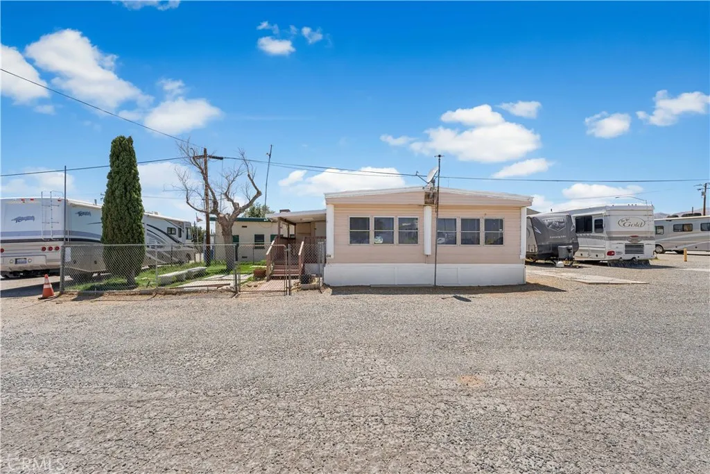 Additional image 43 of 2121 Nadeau St, Mojave, CA 93501