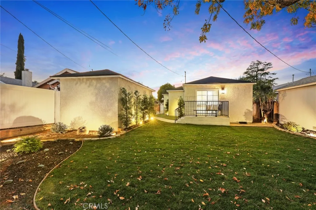 Additional image 39 of 5052 Newcastle, Encino, CA 91316