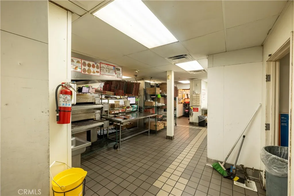 Additional image 64 of 12207 Hawthorne Blvd, Hawthorne, CA 90250