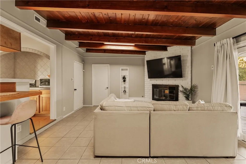 Additional image 40 of 1640 N Lincoln Street, Burbank, CA 91506