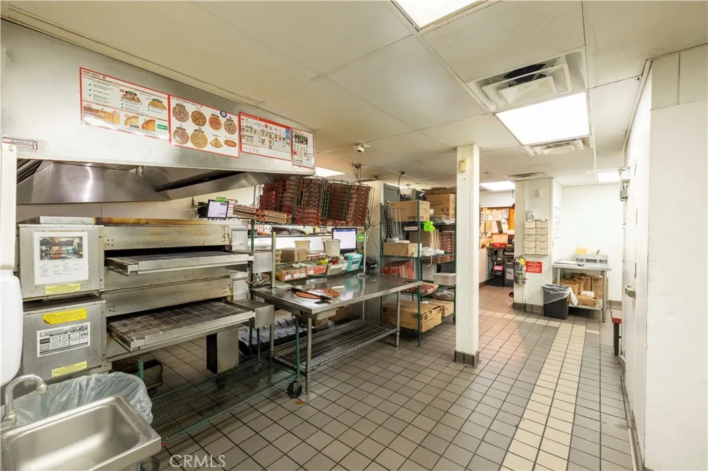 Additional image 26 of 12207 Hawthorne Blvd, Hawthorne, CA 90250