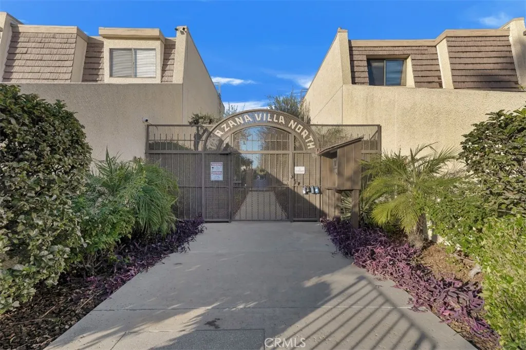 Additional image 76 of 18423 Collins Street Unit A, Tarzana, CA 91356