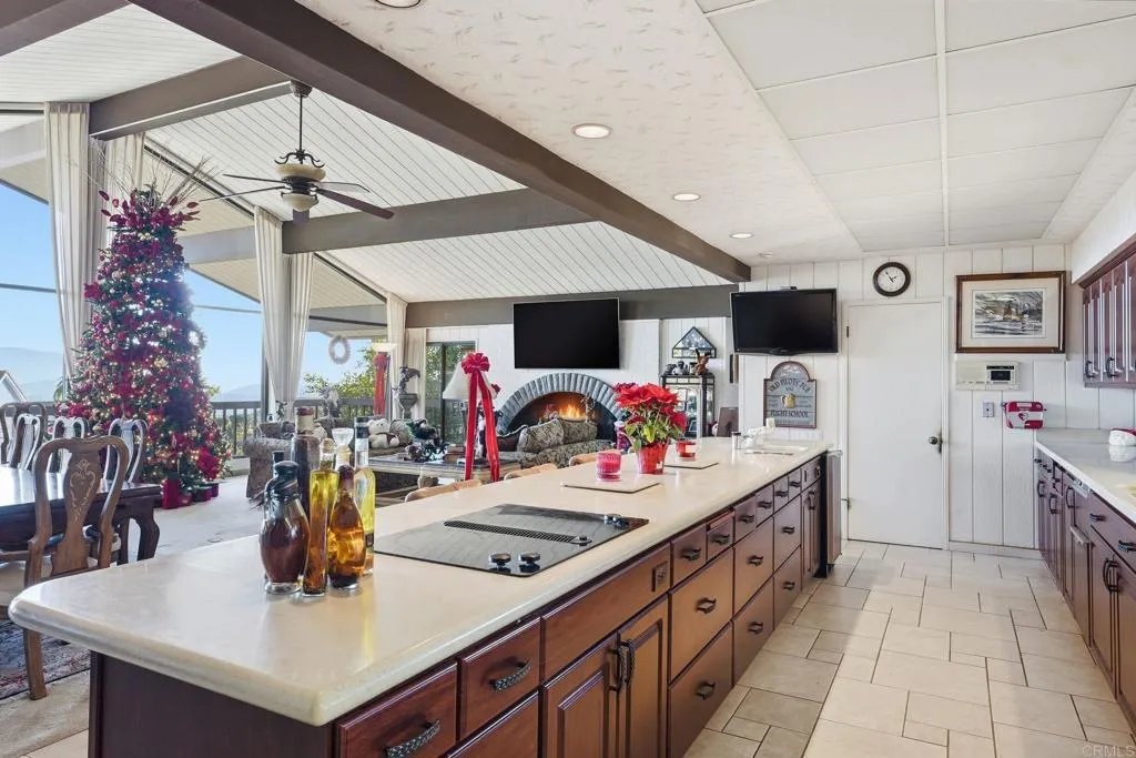 Additional image 15 of 9902 Heavenly Way, La Mesa, CA 91941