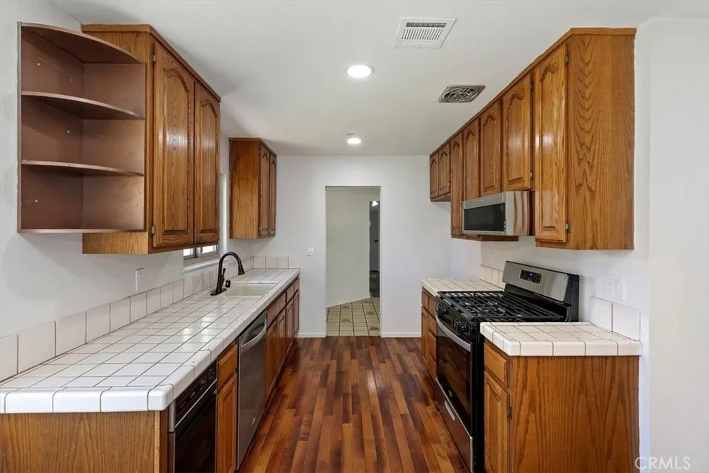 Additional image 102 of 7150 Clydesdale St, Highland, CA 92346