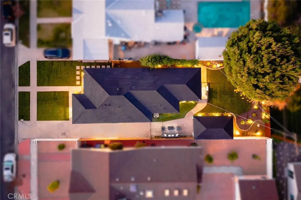 Additional image 94 of 5052 Newcastle, Encino, CA 91316