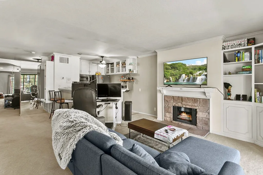 Additional image 3 of 3683 S Bear St Unit J, Santa Ana, CA 92704