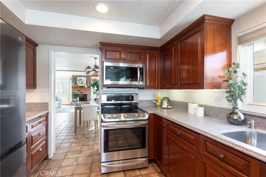 Additional image 83 of 203 Utica Avenue, Huntington Beach, CA 92648