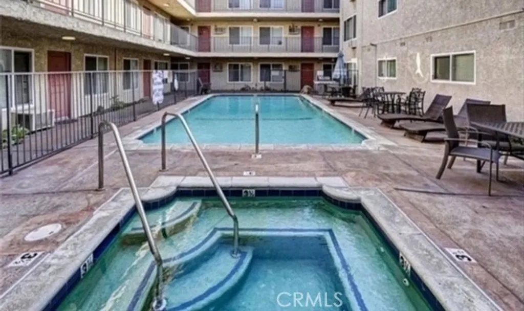 Additional image 13 of 20327 Saticoy Street Unit 102, Winnetka, CA 91306