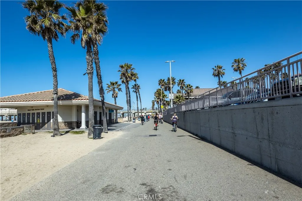 Additional image 79 of 20319 Gardenia Dr, Huntington Beach, CA 92646