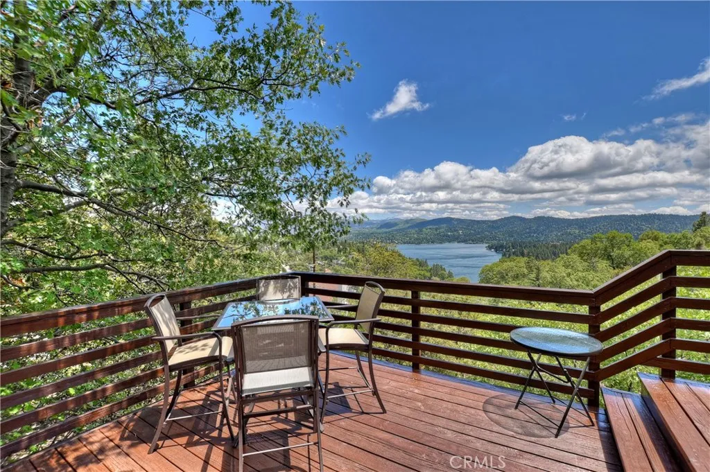 Additional image 3 of 1096 Nadelhorn Drive, Lake Arrowhead, CA 92352