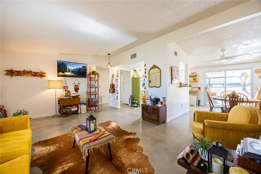 Additional image 6 of 61503 Sunburst Dr, Joshua Tree, CA 92252