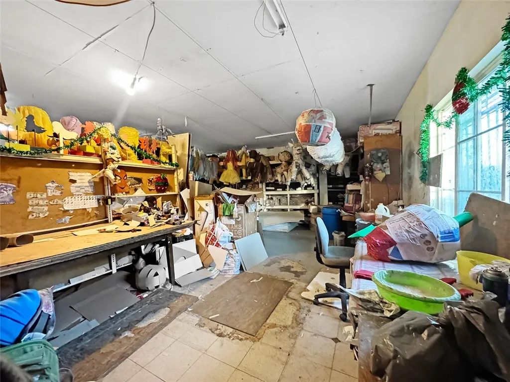 Additional image 52 of 348 W Vernon Avenue, Los Angeles, CA 90037