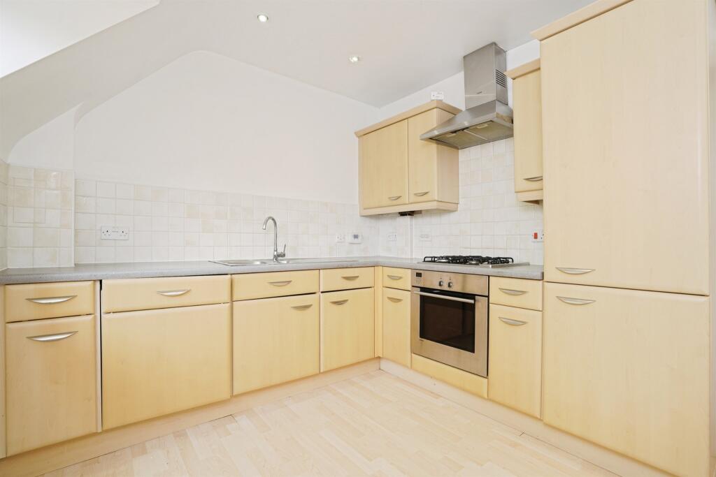 Additional image 2 of Canonsfield Road, WELWYN