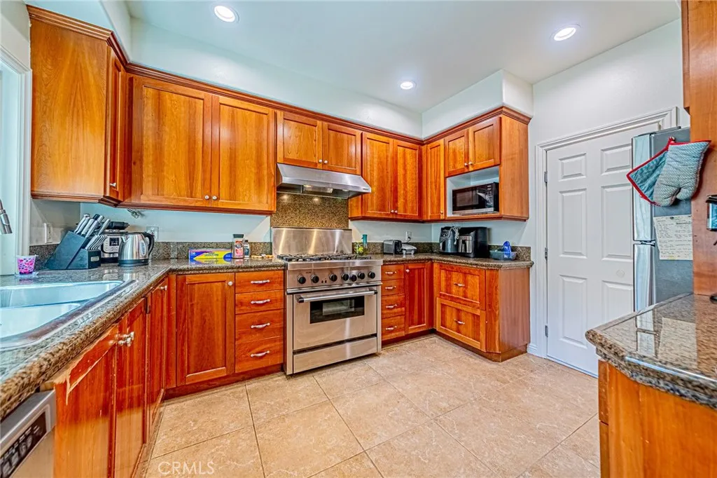 Additional image 7 of 26 Seton, Irvine, CA 92612