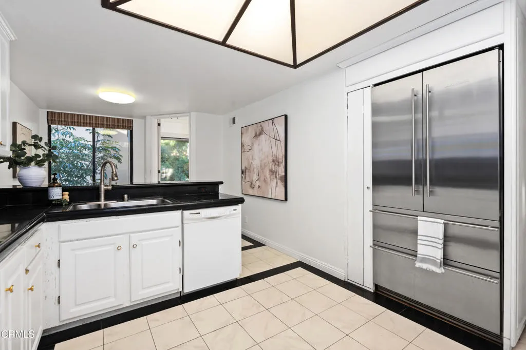 Additional image 13 of 2329 Century Hill, Los Angeles, CA 90067