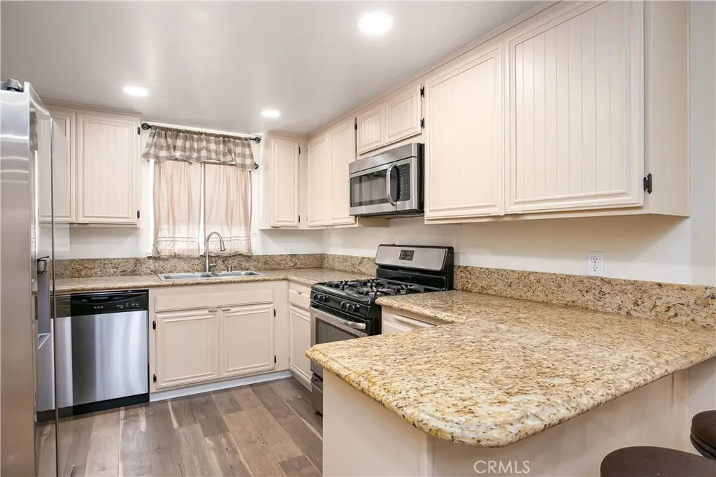 Additional image 23 of 26922 Flo Ln, Canyon Country, CA 91351