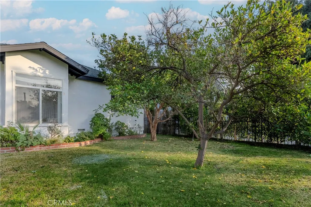 Additional image 59 of 2916 Halldale, Los Angeles, CA 90018