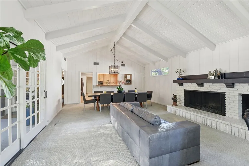 Additional image 45 of 15936 Valley Wood Road, Sherman Oaks, CA 91403