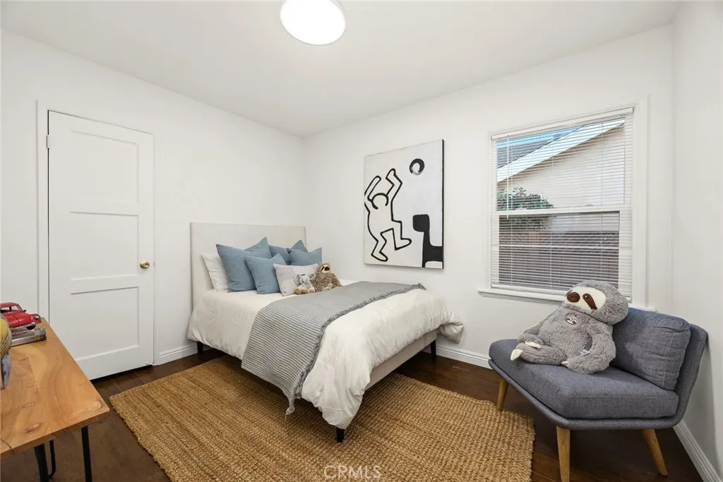 Additional image 20 of 5052 Newcastle, Encino, CA 91316